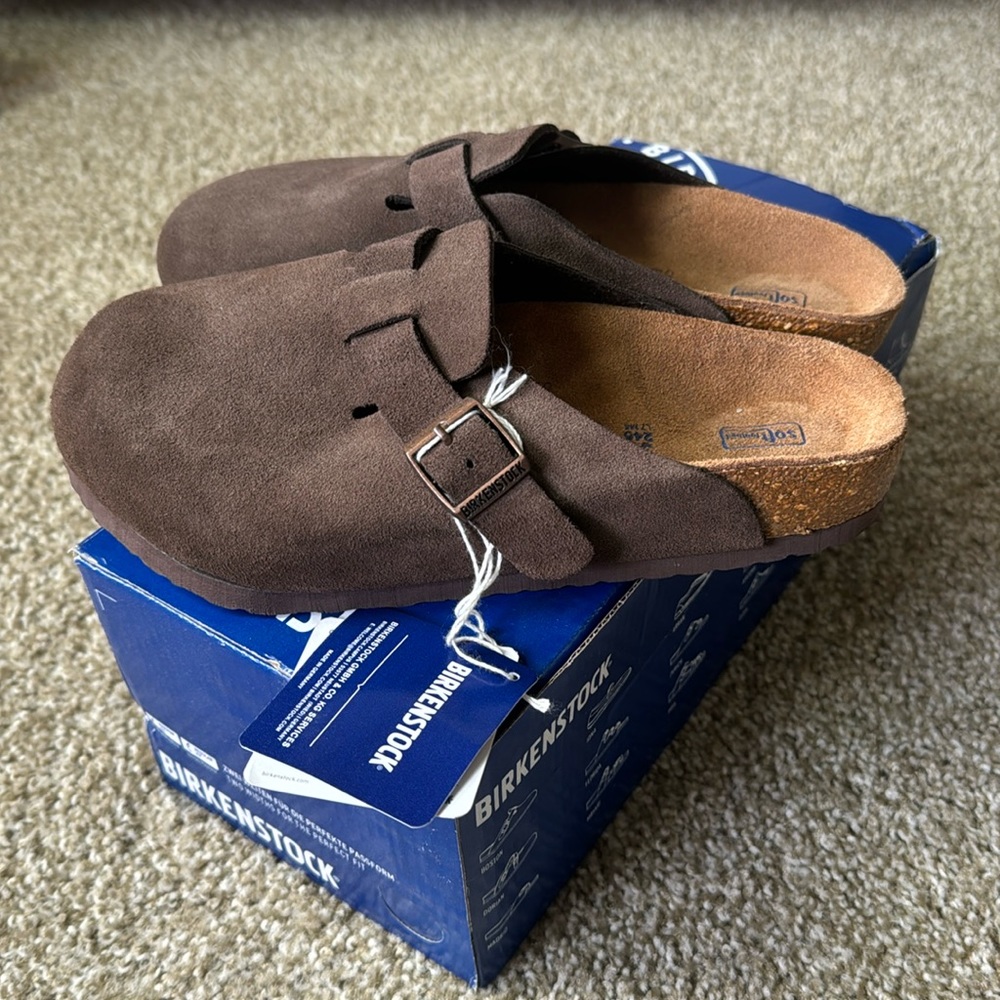 NWT Birkenstock Boston Clogs